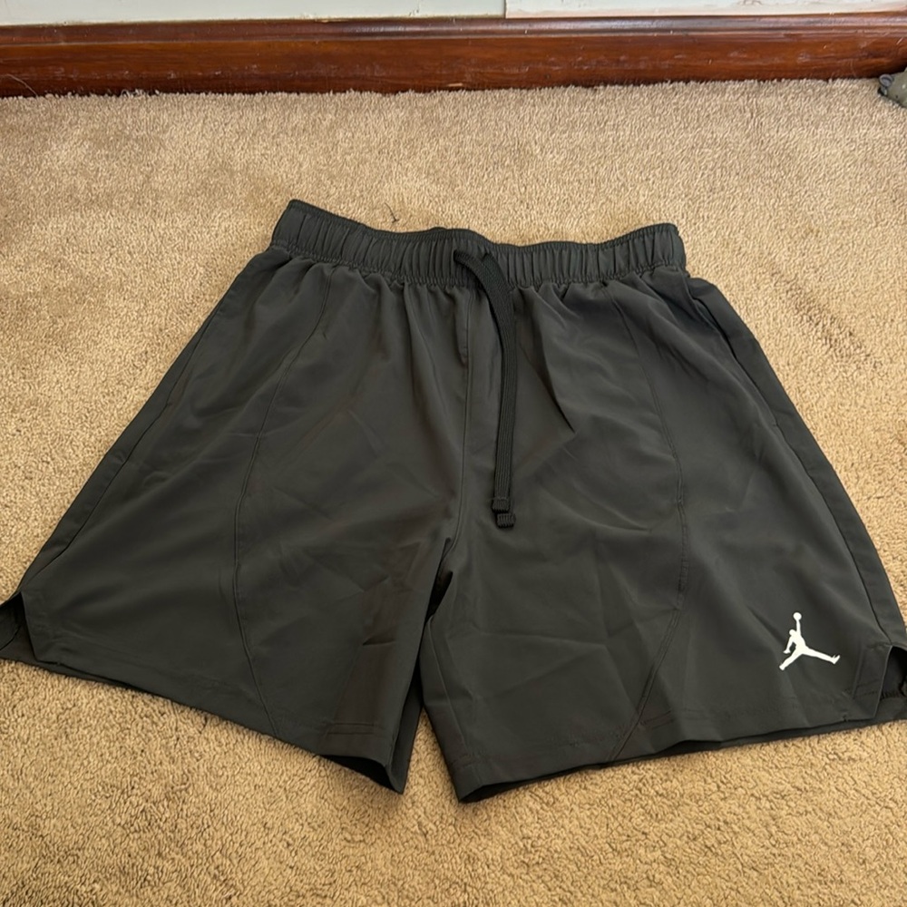 NWT Jordan men’s dri-fit training shorts.